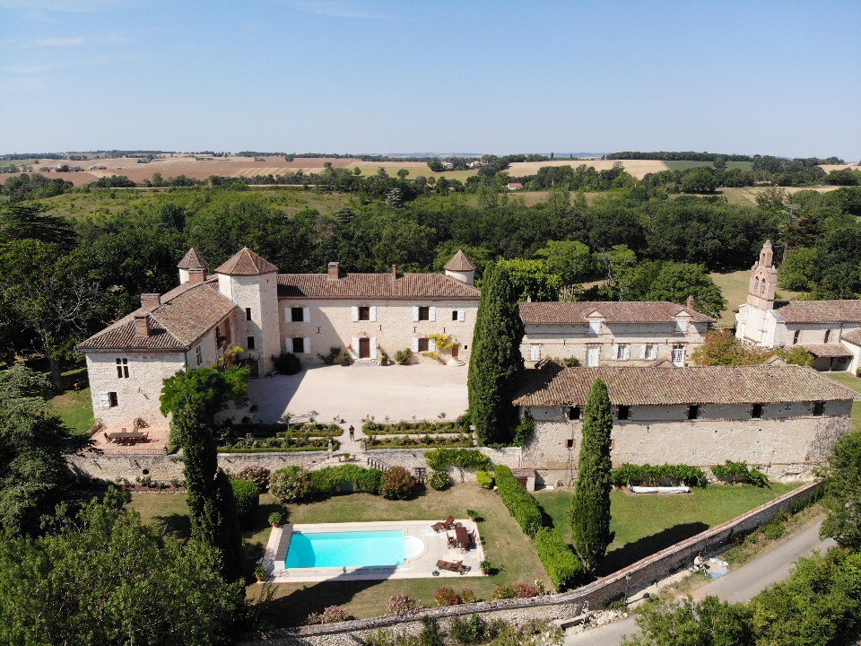 Luxury Chateau Gascon Gers - 🍇 Wineries & Vineyards for Sale