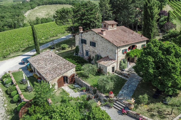 ﻿Tuscan Organic Wine Estate