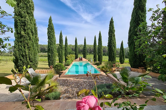 Charming Wine Property, North of Green Provence